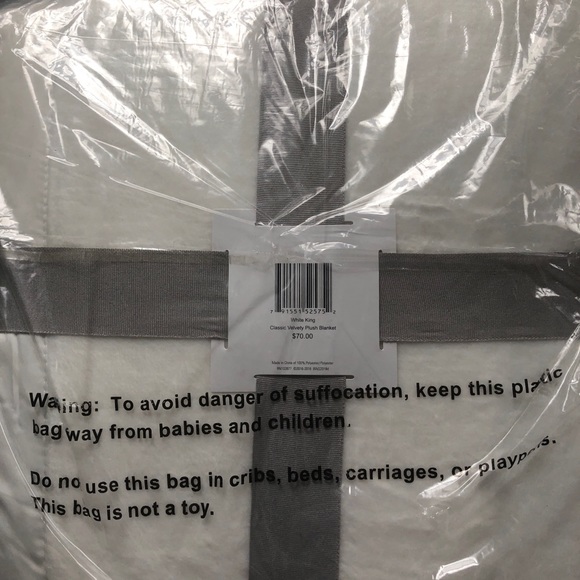 3 King Sized blankets - Picture 2 of 4